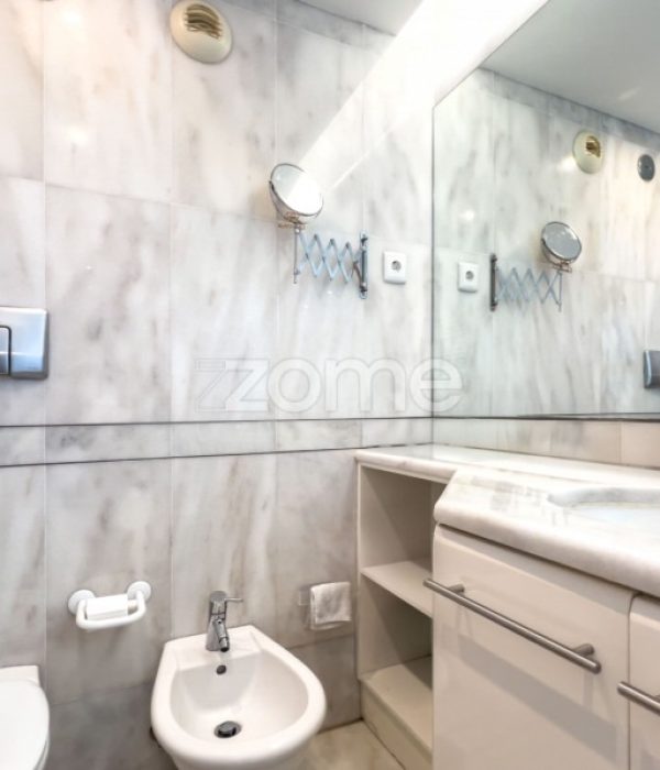 Apartamento T4 Capuchos (12)