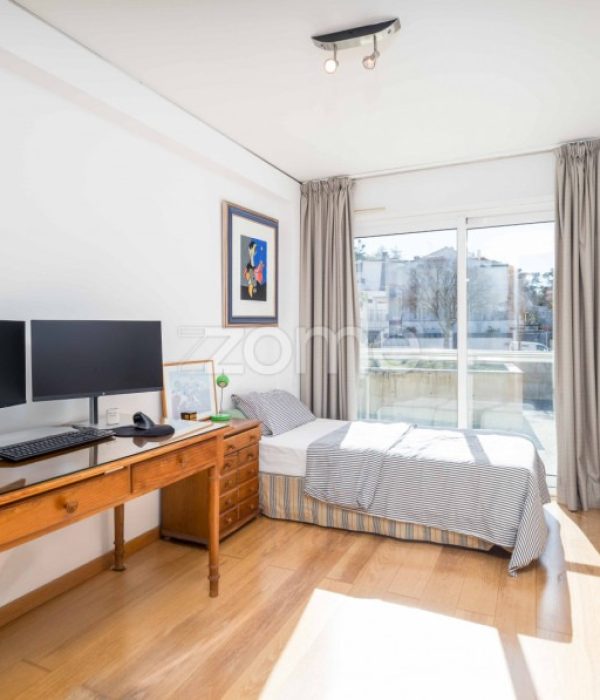 Apartamento T4 Capuchos (14)