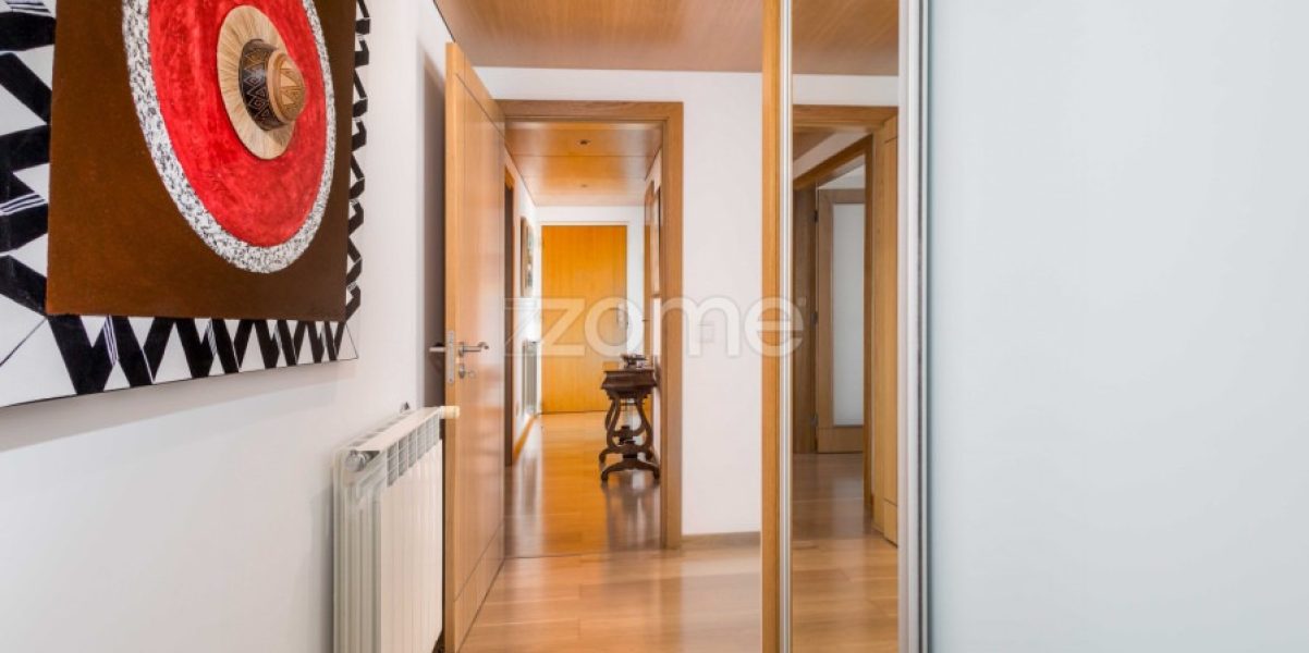 Apartamento T4 Capuchos (18)