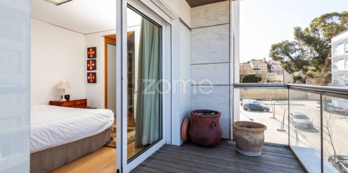 Apartamento T4 Capuchos (2)