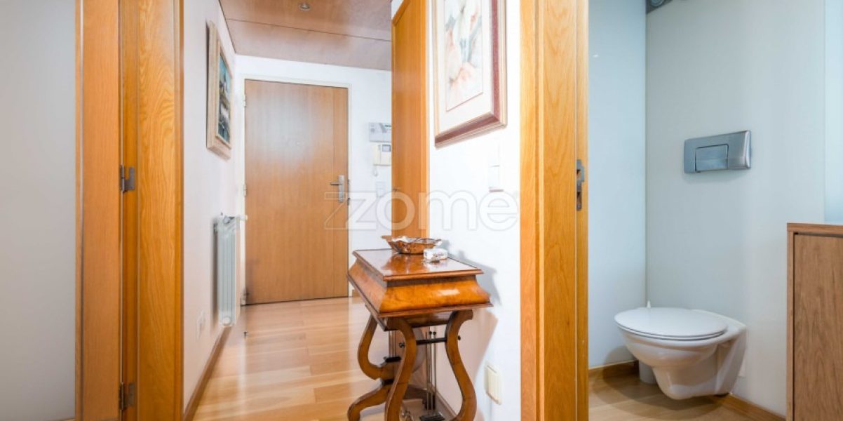 Apartamento T4 Capuchos (22)