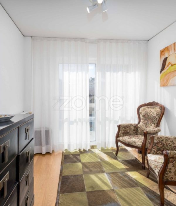 Apartamento T4 Capuchos (39)