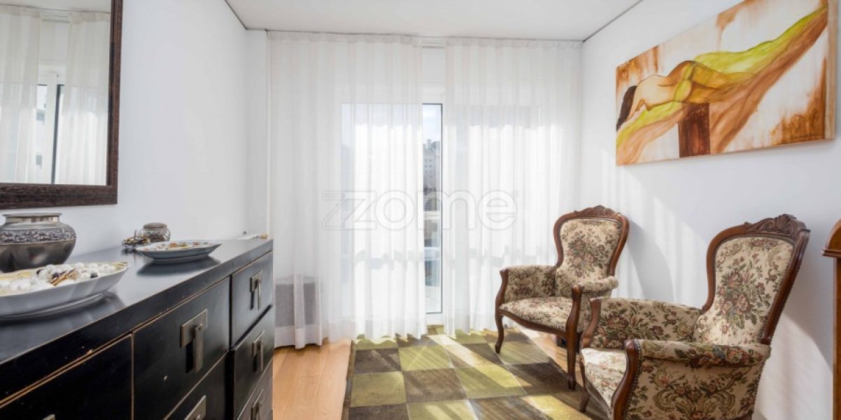 Apartamento T4 Capuchos (39)