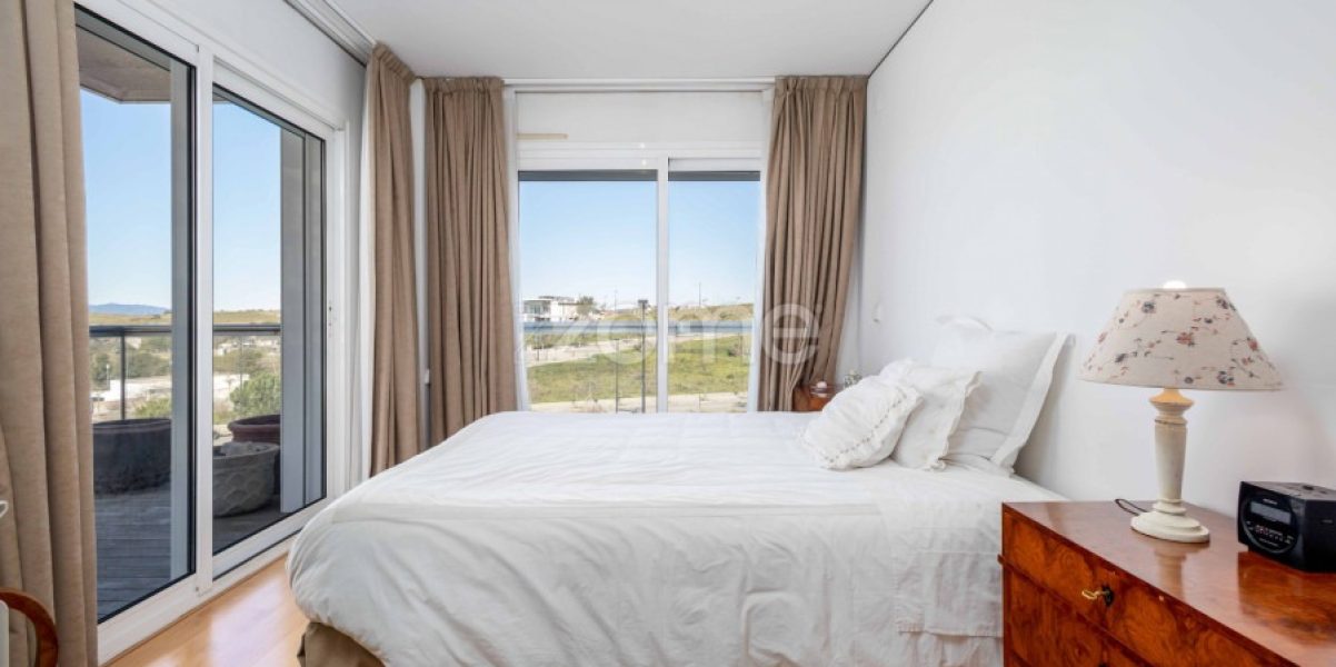 Apartamento T4 Capuchos (42)