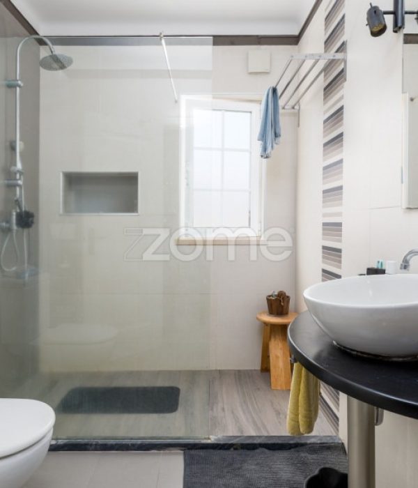 Moradia T3 com piscina em Fazendas de Almeirim (25)