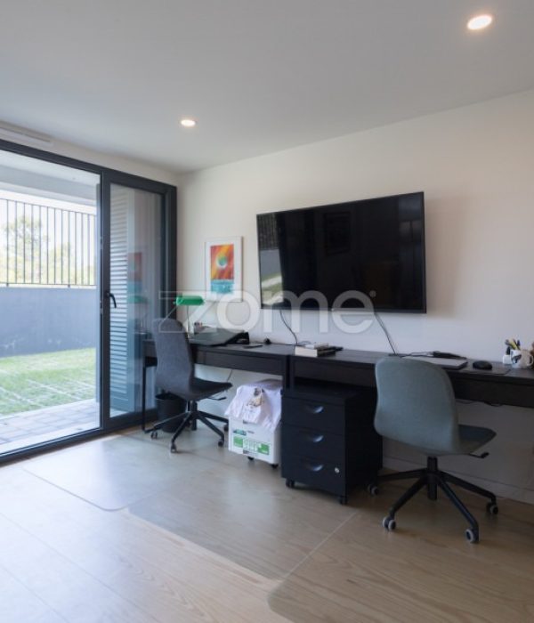 Moradia T4 com Piscina e Jardim no Zambujeiro – Alcabideche (23)