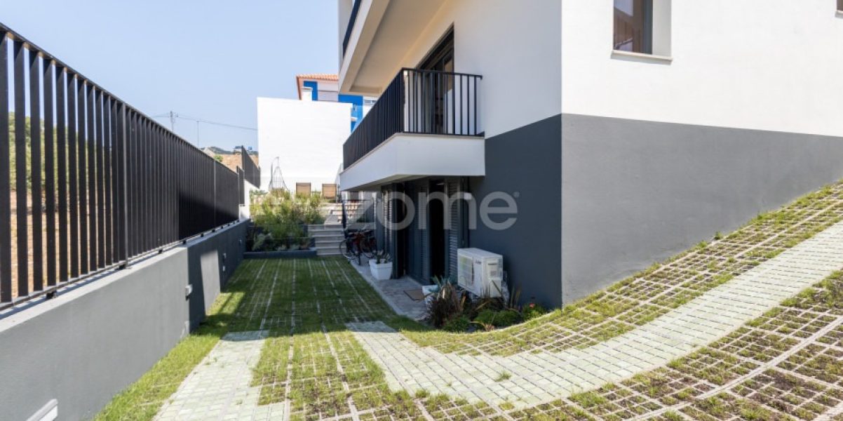 Moradia T4 com Piscina e Jardim no Zambujeiro – Alcabideche (6)