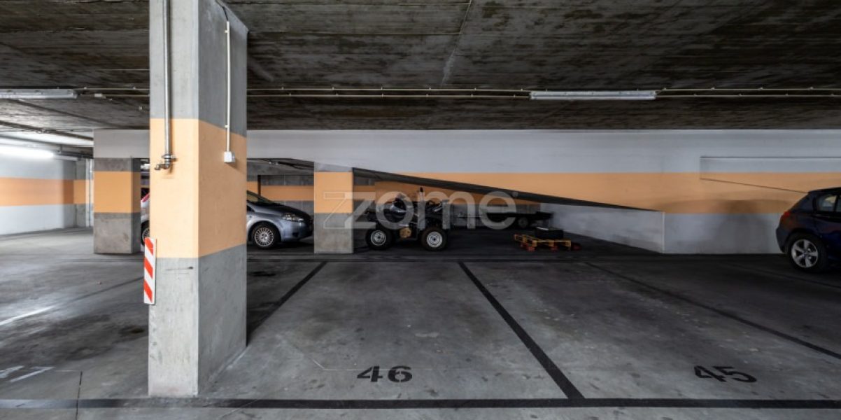 T2 espaçoso na Alta de Lisboa (23)